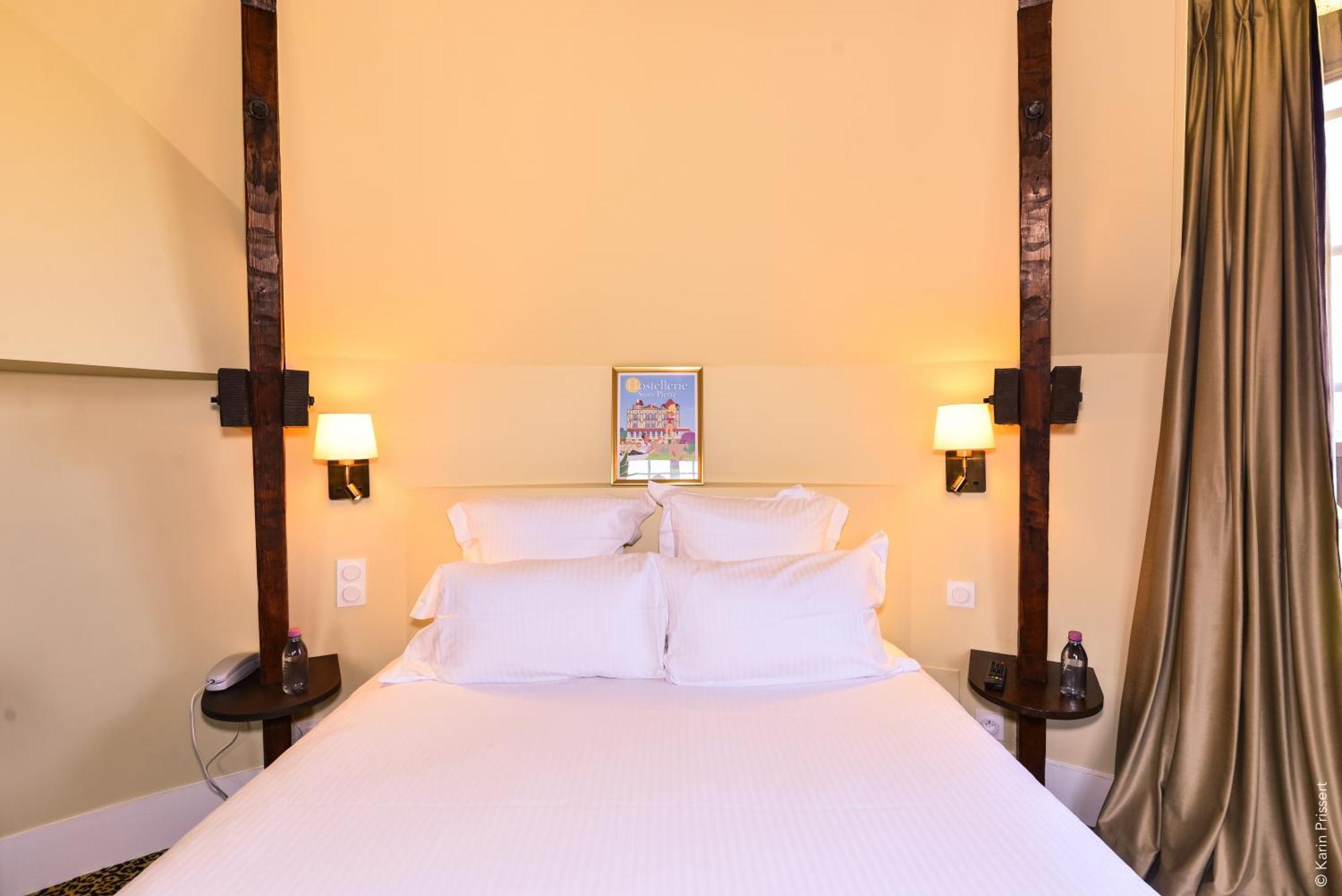 Hostellerie Saint Pierre الغرفة الصورة